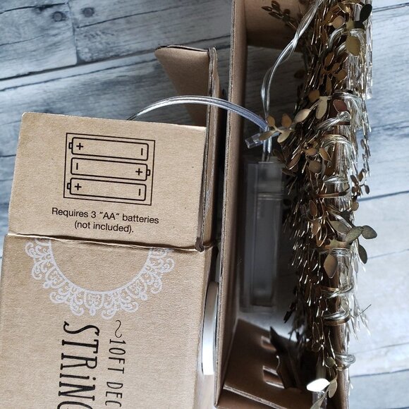 Gold Leaf Battery Operated String Lights - Picture 3 of 4